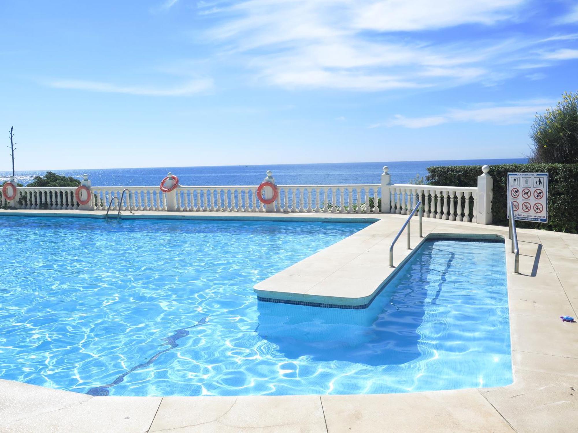 Urbanization On The Beach Front 1-3 La Cala De Mijas Exterior photo